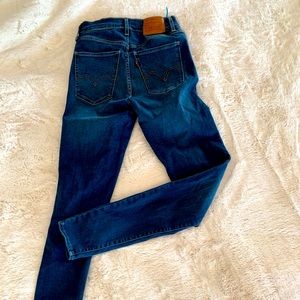 Levi’s Mile High Super Skinny Jeans